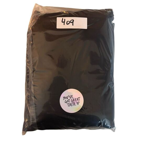 Well Worn Women's High Rise Luxe Velvet Tapered Pants Black Size 16 - Picture 10 of 10